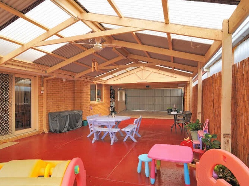 43 Springfield Crescent, Hampton Park VIC 3976