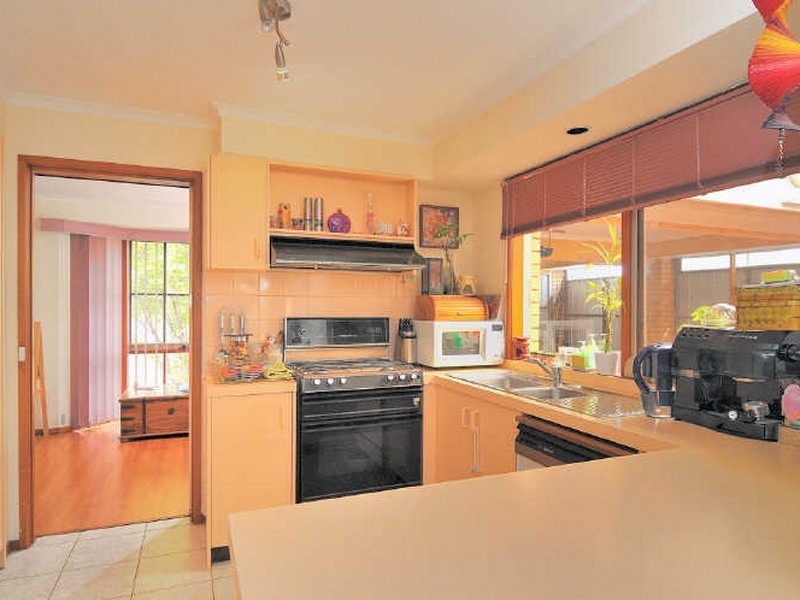 43 Springfield Crescent, Hampton Park VIC 3976