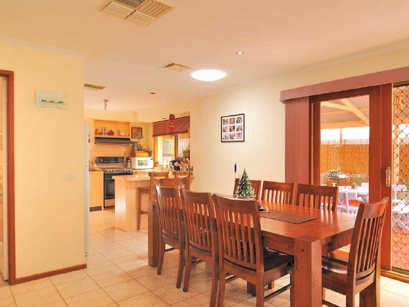 43 Springfield Crescent, Hampton Park VIC 3976