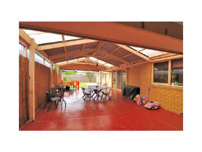 43 Springfield Crescent, Hampton Park VIC 3976