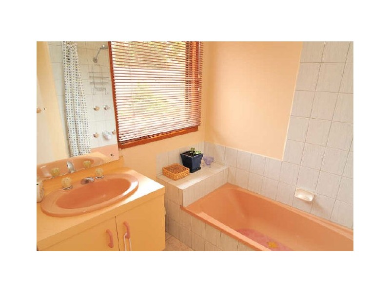 43 Springfield Crescent, Hampton Park VIC 3976