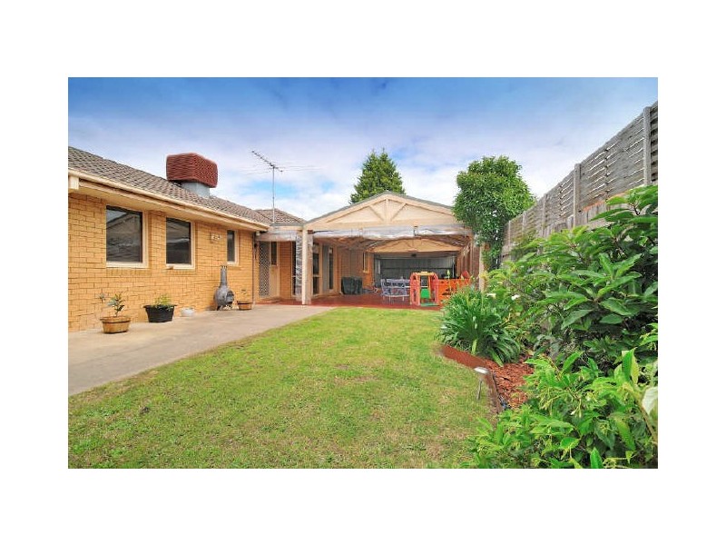 43 Springfield Crescent, Hampton Park VIC 3976