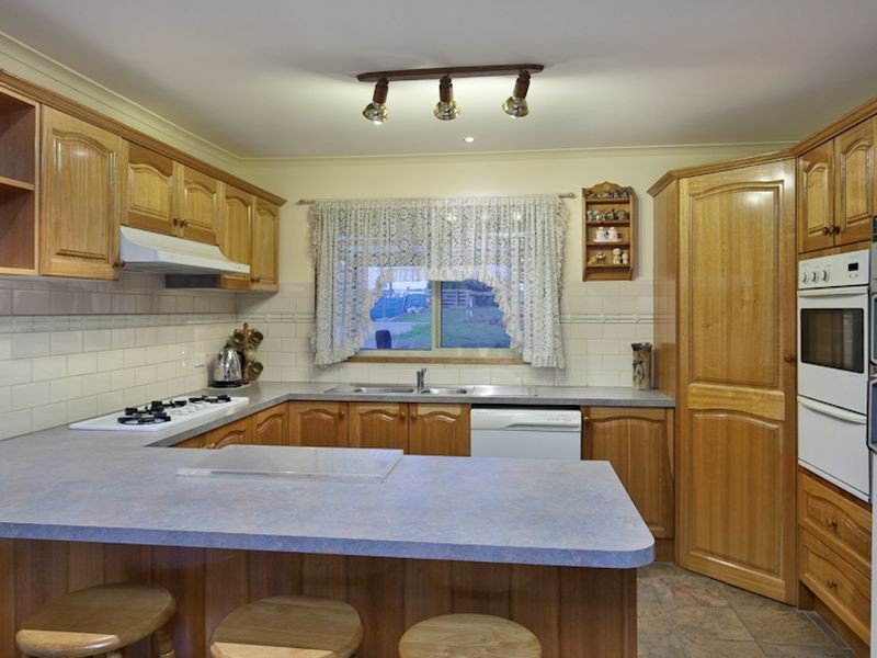 26 Geraldine Drive, Hampton Park VIC 3976