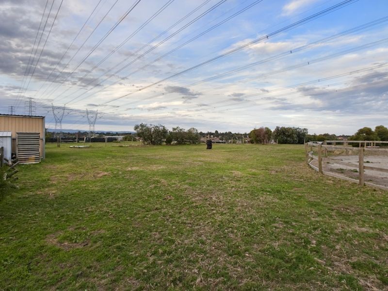 26 Geraldine Drive, Hampton Park VIC 3976