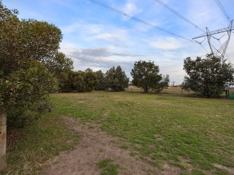 26 Geraldine Drive, Hampton Park VIC 3976