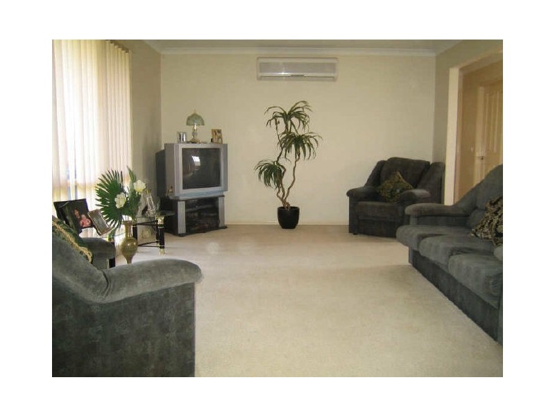 39 Central Road, Hampton Park VIC 3976