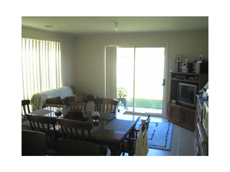 6 Providence Drive, Cranbourne VIC 3977