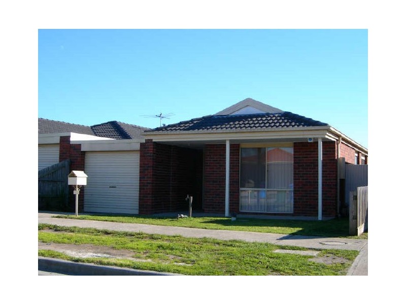 14 Oakman Way, Hampton Park VIC 3976