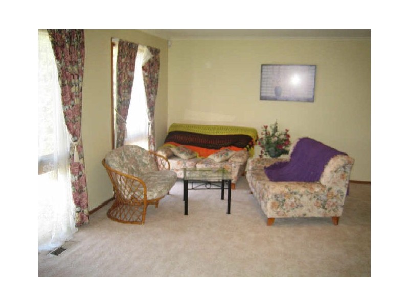 33 Justin Circuit, Hampton Park VIC 3976