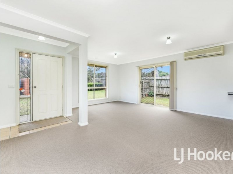 1/70-72 Robjant Street, Hampton Park VIC 3976