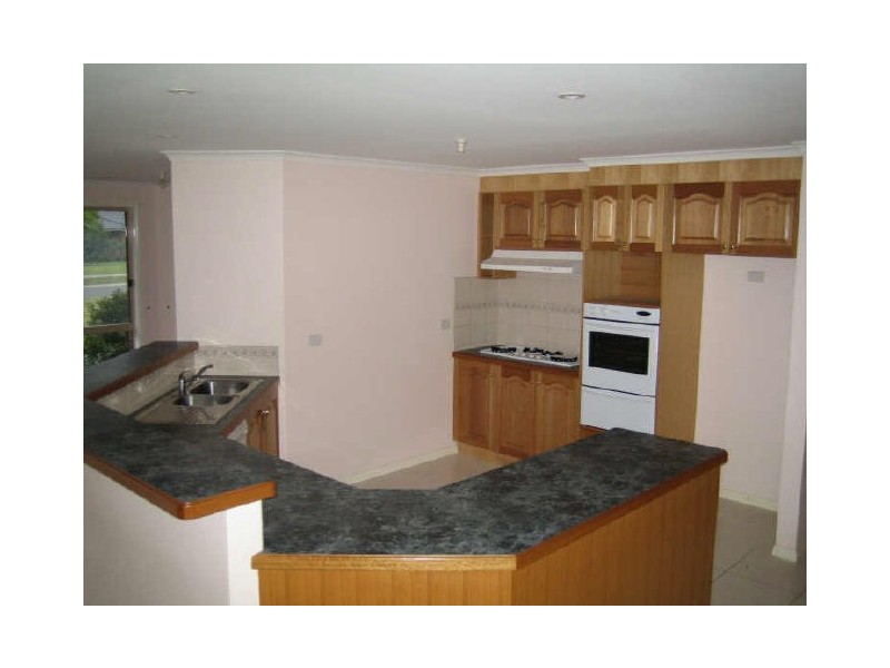 12 The Grove, Hampton Park VIC 3976