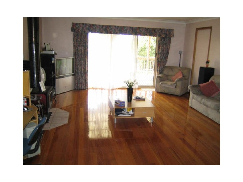 11 Kylie Court, Hampton Park VIC 3976