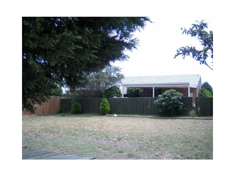 74 Warana Drive, Hampton Park VIC 3976