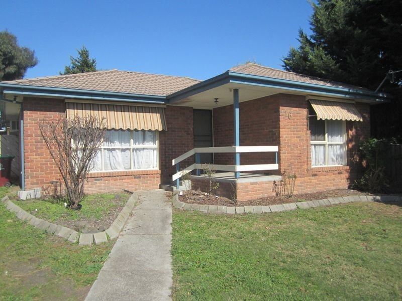 16 Kylie Court, Hampton Park VIC 3976