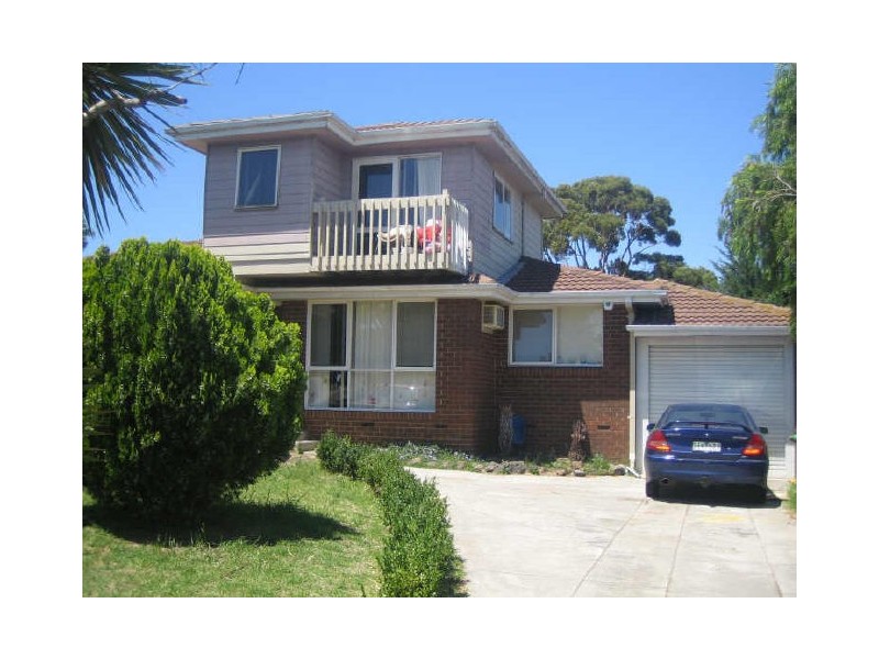 10 Highton Close, Hampton Park VIC 3976