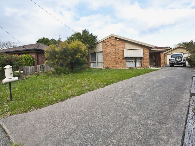 18 Jasper Court, Hampton Park VIC 3976