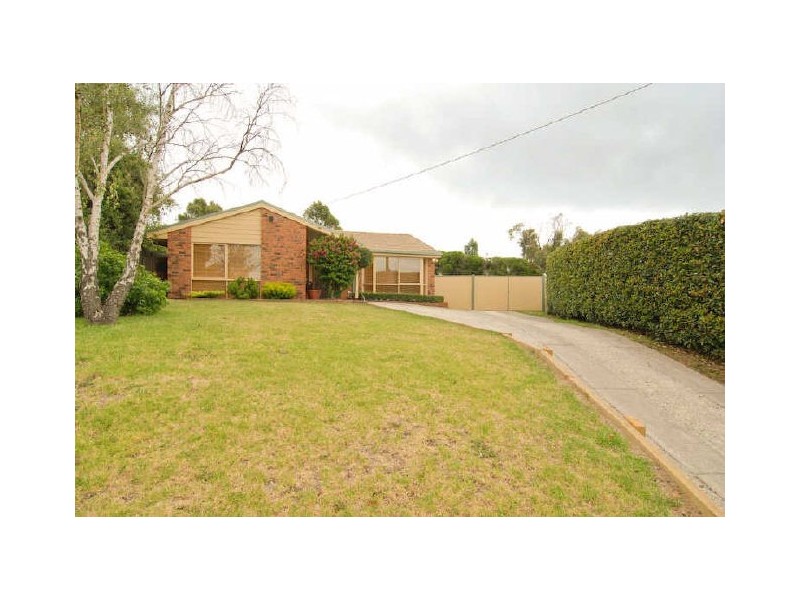 18 Keller Court, Hampton Park VIC 3976