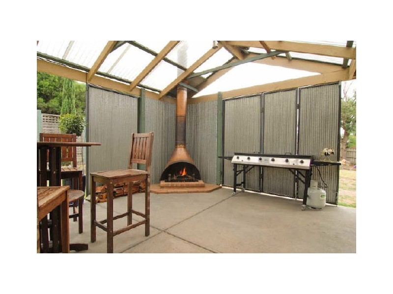 18 Keller Court, Hampton Park VIC 3976