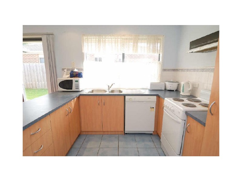 12 The Glade, Hampton Park VIC 3976