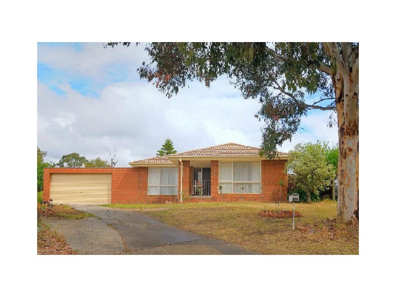 16 Garfield Court, Hampton Park VIC 3976