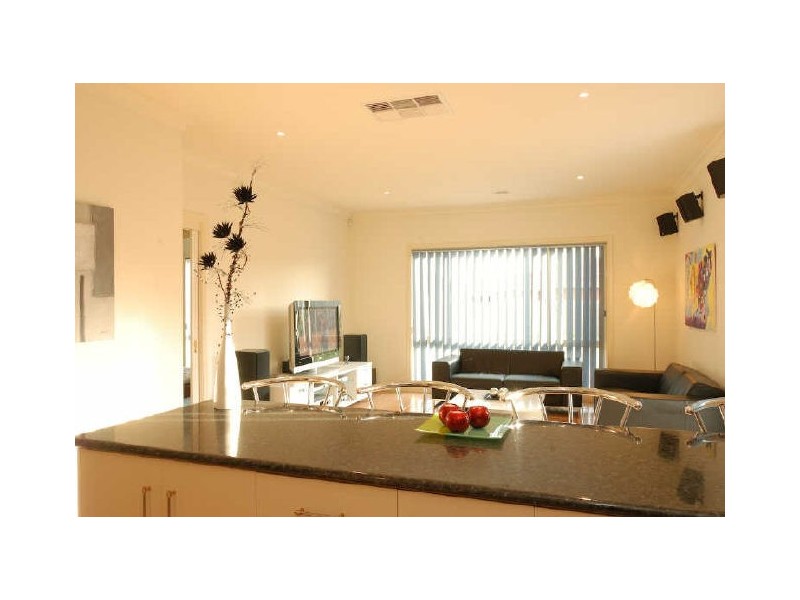 9 River Terrace, Hallam VIC 3803