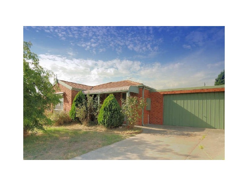 16 Miranda Gardens, Hampton Park VIC 3976