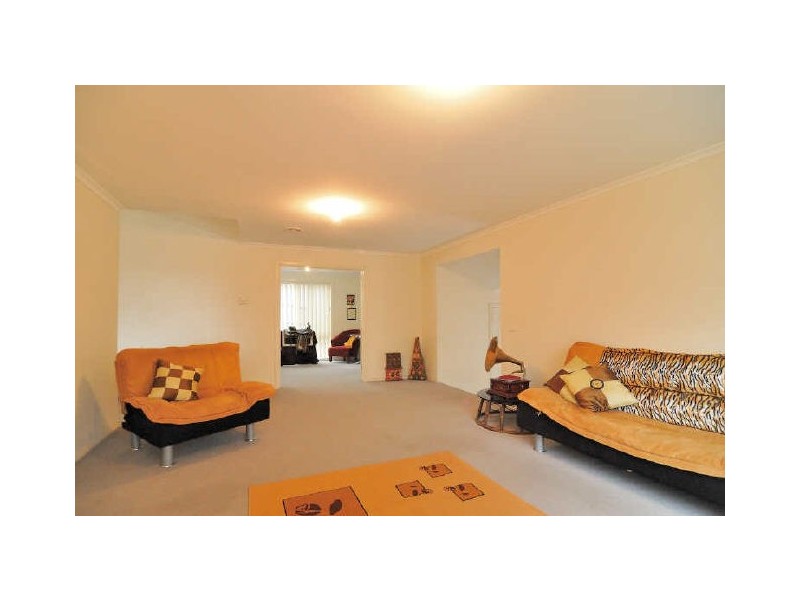 87A Bemersyde Drive, Berwick VIC 3806