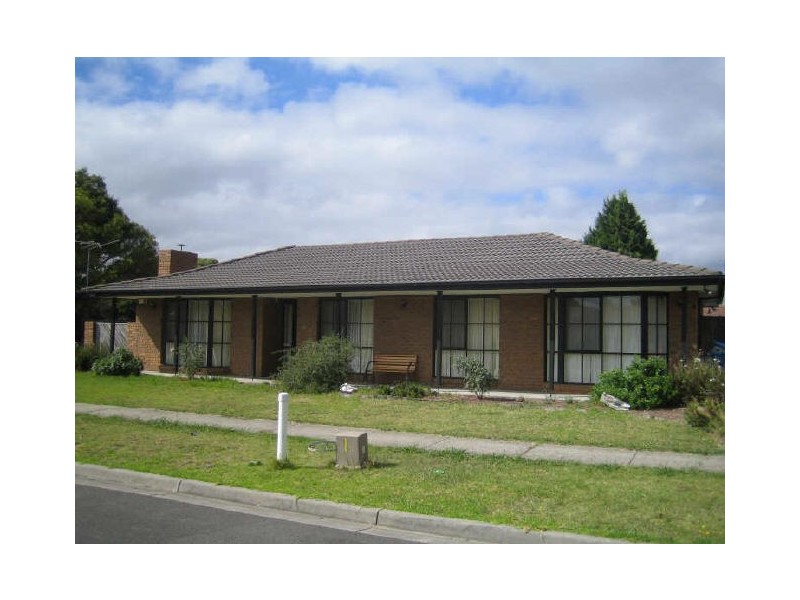 5 Narellan Drive, Hampton Park VIC 3976