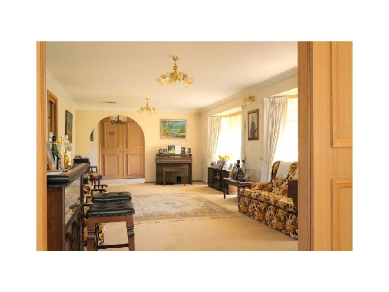 24 Halcyon Way, Narre Warren South VIC 3805