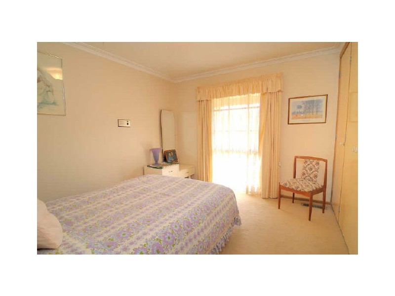 24 Halcyon Way, Narre Warren South VIC 3805