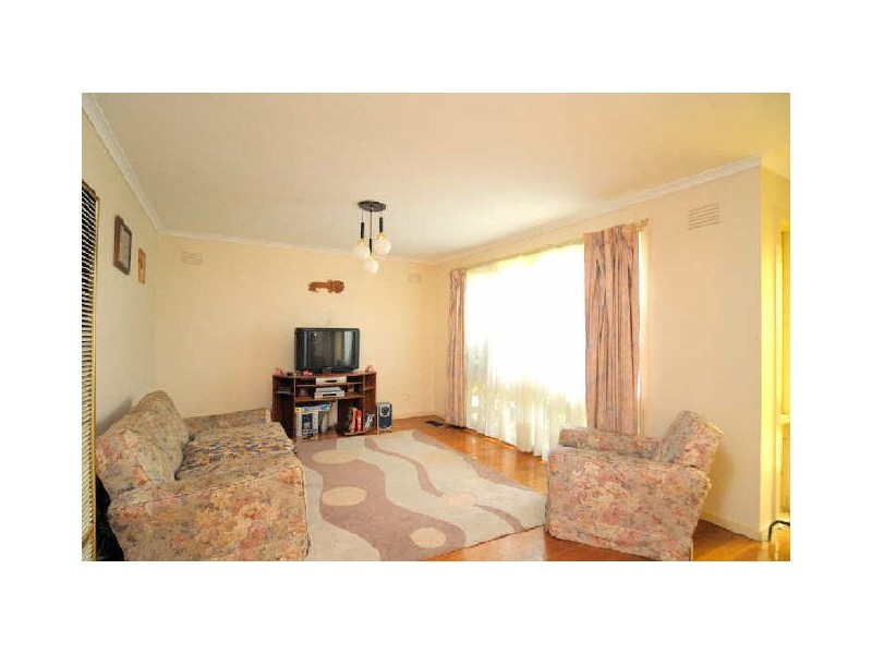 11 Somerville Road, Hampton Park VIC 3976