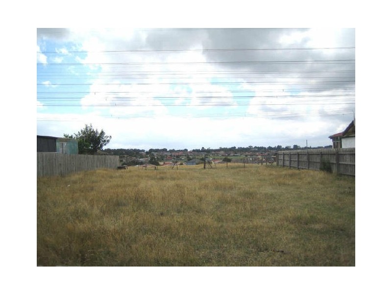 40 Geraldine Drive, Hampton Park VIC 3976