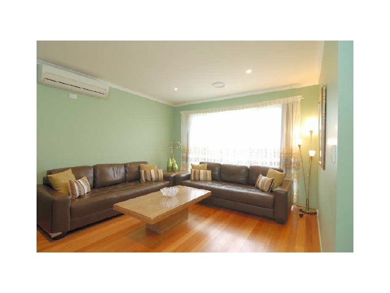 61 Horizon Boulevard, Hampton Park VIC 3976