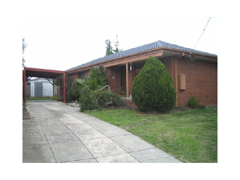 48 Cairns Road, Hampton Park VIC 3976