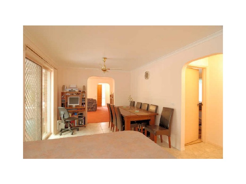 16 Eclipse Court, Hampton Park VIC 3976