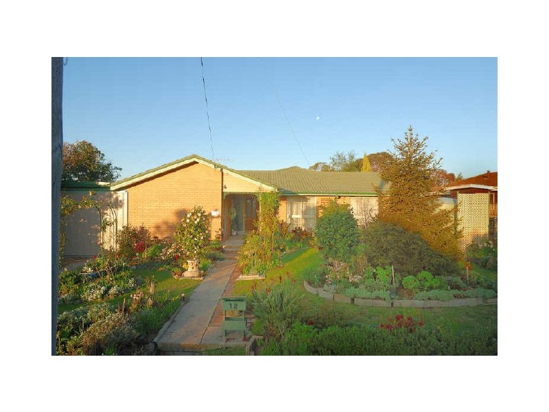 12 Highland Avenue, Hampton Park VIC 3976