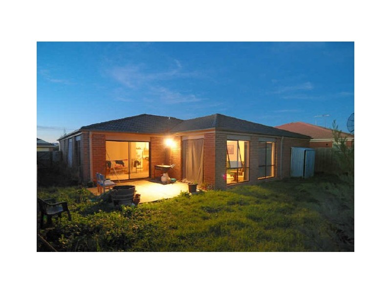 5 Bewley Way, Berwick VIC 3806