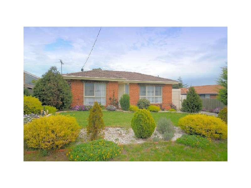 6 Harvey Court, Hampton Park VIC 3976