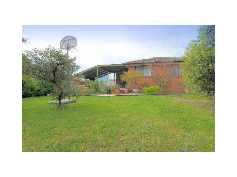 6 Harvey Court, Hampton Park VIC 3976