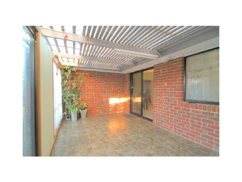 17 Ralph Crescent, Hampton Park VIC 3976