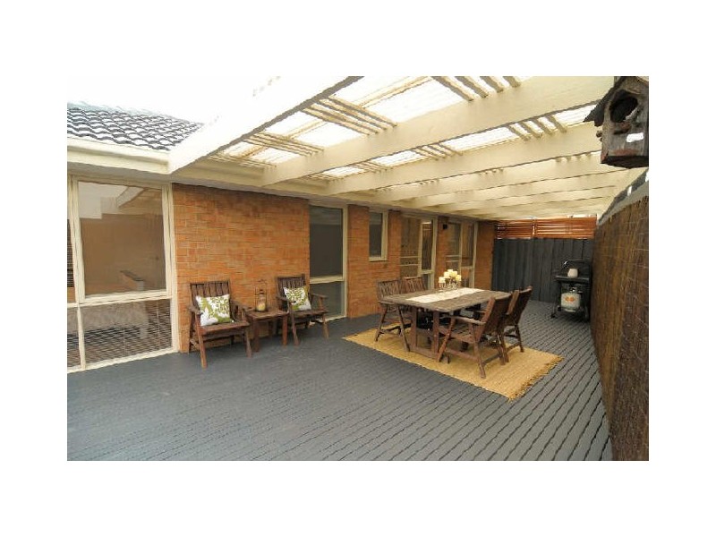 40 Hinrichsen Drive, Hallam VIC 3803