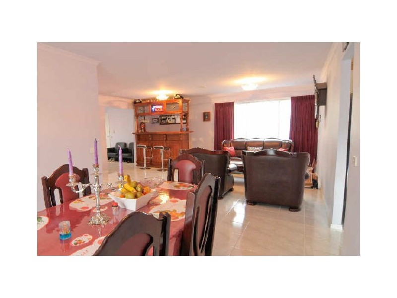 9 Keystone Court, Lynbrook VIC 3975