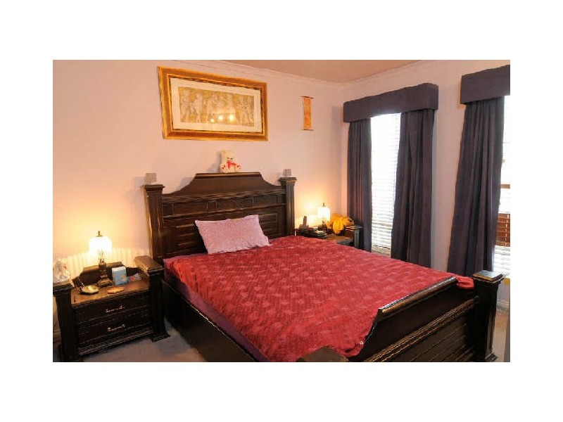 9 Keystone Court, Lynbrook VIC 3975