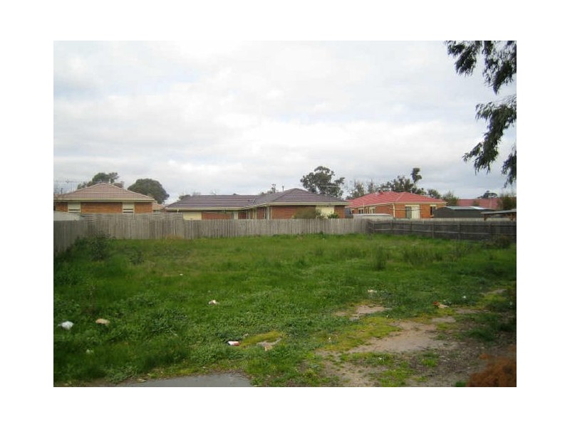 11 The Eyrie, Hampton Park VIC 3976