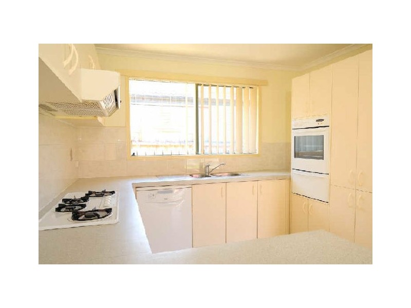 2 Karkalla Place, Hampton Park VIC 3976