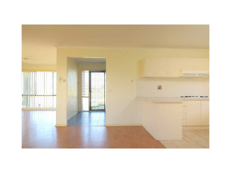 2 Karkalla Place, Hampton Park VIC 3976