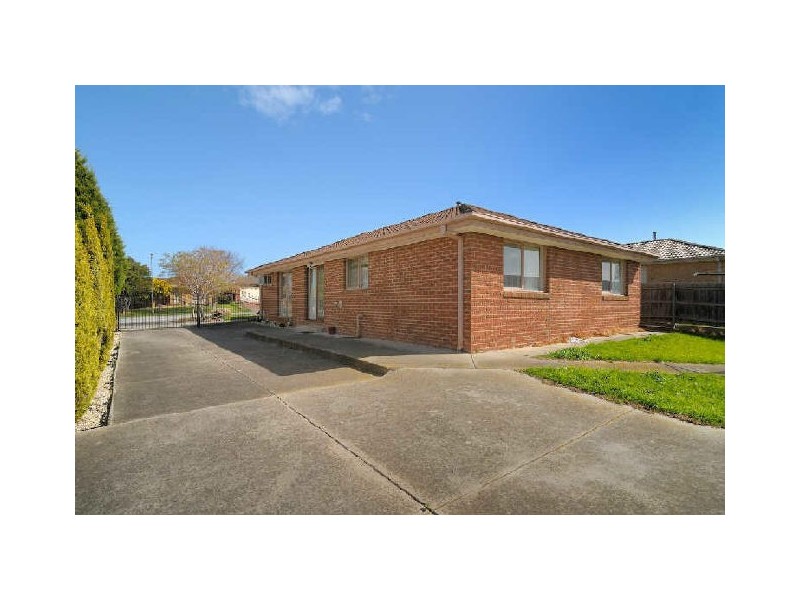 68 Nettle Drive, Hallam VIC 3803