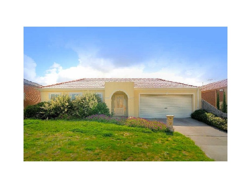8 Sundial Court, Berwick VIC 3806