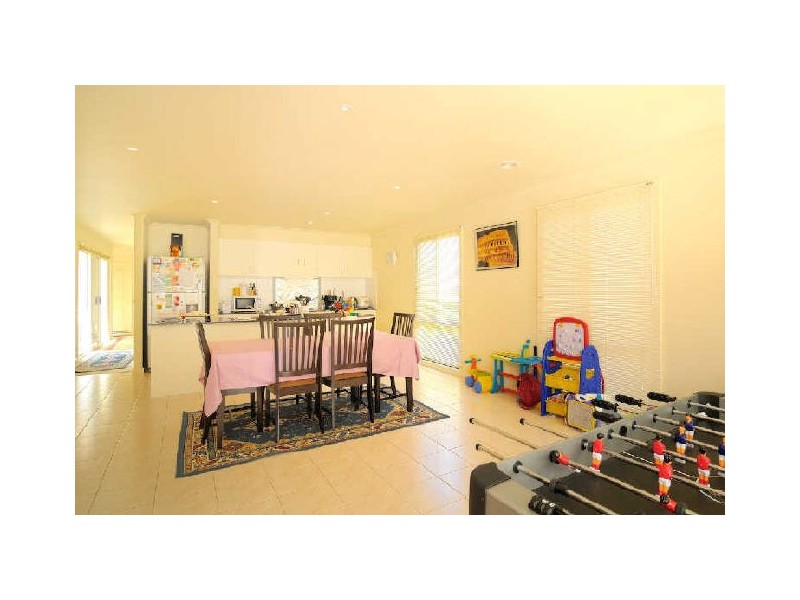 8 Sundial Court, Berwick VIC 3806