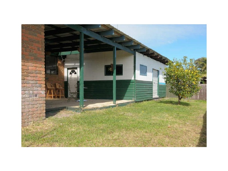 17 Willow Drive, Hampton Park VIC 3976